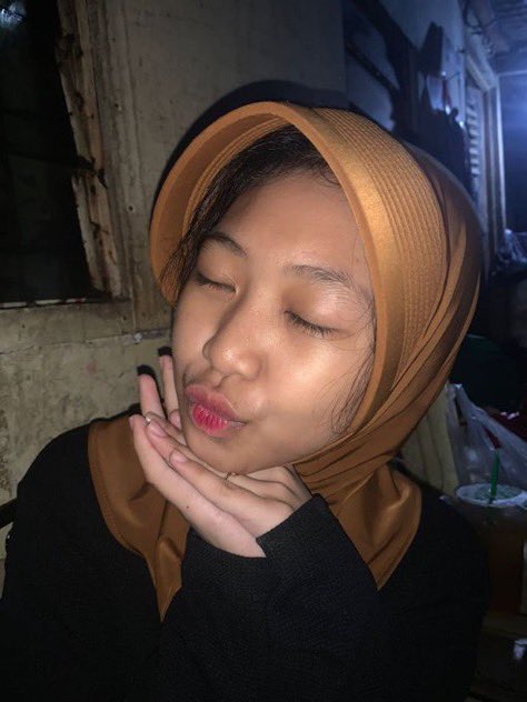 melawatn tweet picture