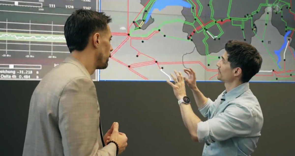 AVSGroupAG's tweet photo. We create clever permanent, temporary or mobile security #controlroom & #workplaces with #intellicontrol and #intelliscreen for #SmartCity #cybersecurity #airport #futureworkspace #Military #traffic #collaboration #ergonomie #Police #G7 #WEF #NATO #Kapo #Stapo SF1 at SG https://t.co/DfgKychZls