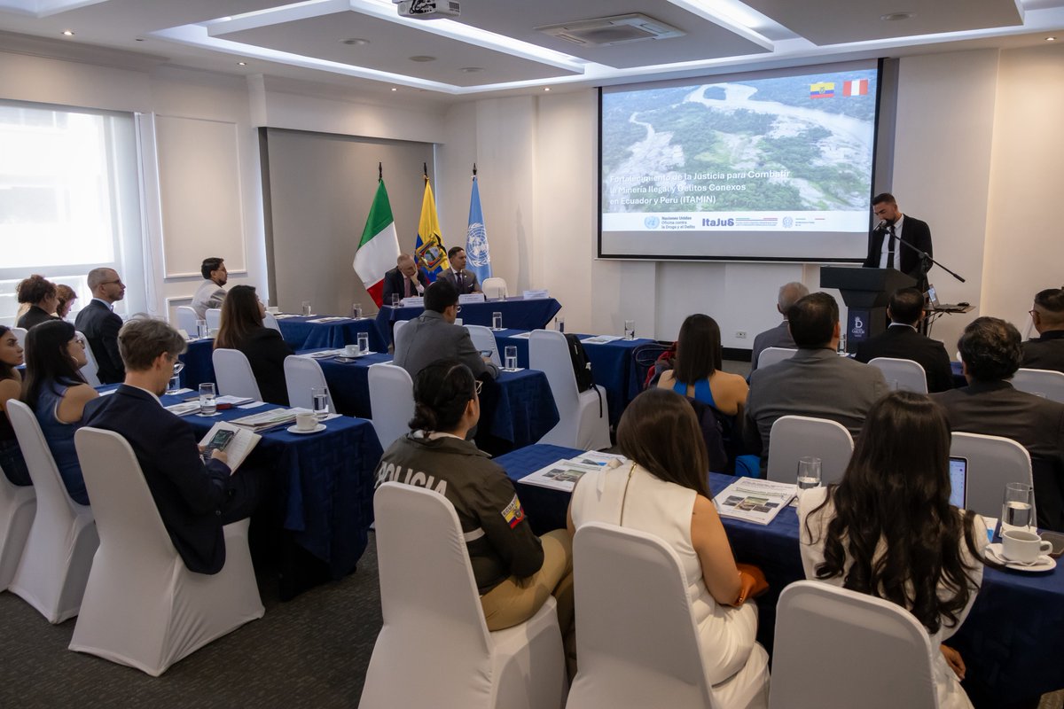 CJudicaturaEc's tweet photo. El vocal del Consejo de la Judicatura, @_AlfredoCuadros, participó en el cierre del proyecto “Fortalecimiento de la Justicia para Combatir la Minería Ilegal y los Delitos Asociados en Ecuador y Perú”.

✅ La iniciativa, impulsada por @UNODC, el Programa #Itajus y la Embajada de @ItalyinEcuador, estuvo orientada al desarrollo de capacidades institucionales y herramientas para enfrentar estas problemáticas.

El acto contó con la participación del embajador de Italia en Ecuador, Giovanni Davoli, y del jefe de #UNODC en el país, Leopoldo Fernández.