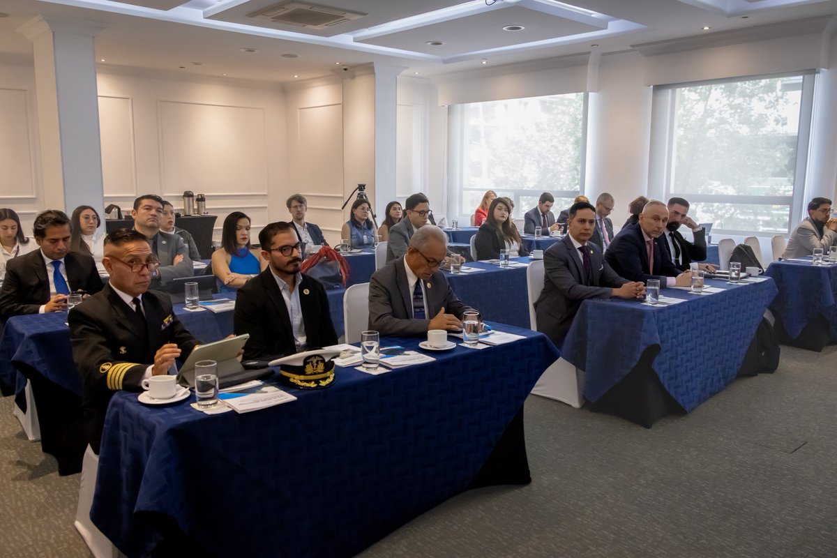 CJudicaturaEc's tweet photo. 🗣️ En su intervención, el vocal @_AlfredoCuadros destacó los principales logros del proyecto, entre ellos, las capacitaciones especializadas dirigidas a jueces y servidores judiciales, así como la elaboración del Compendio Judicial sobre Minería Ilegal en el Ecuador.

💬 “Hoy contamos con servidores capacitados, herramientas desarrolladas y experiencias que pueden ser aprovechadas institucionalmente. Corresponde incorporar esos avances al trabajo cotidiano de la Función Judicial”, señaló.

#JusticiaConIndependenciaCJ ⚖️