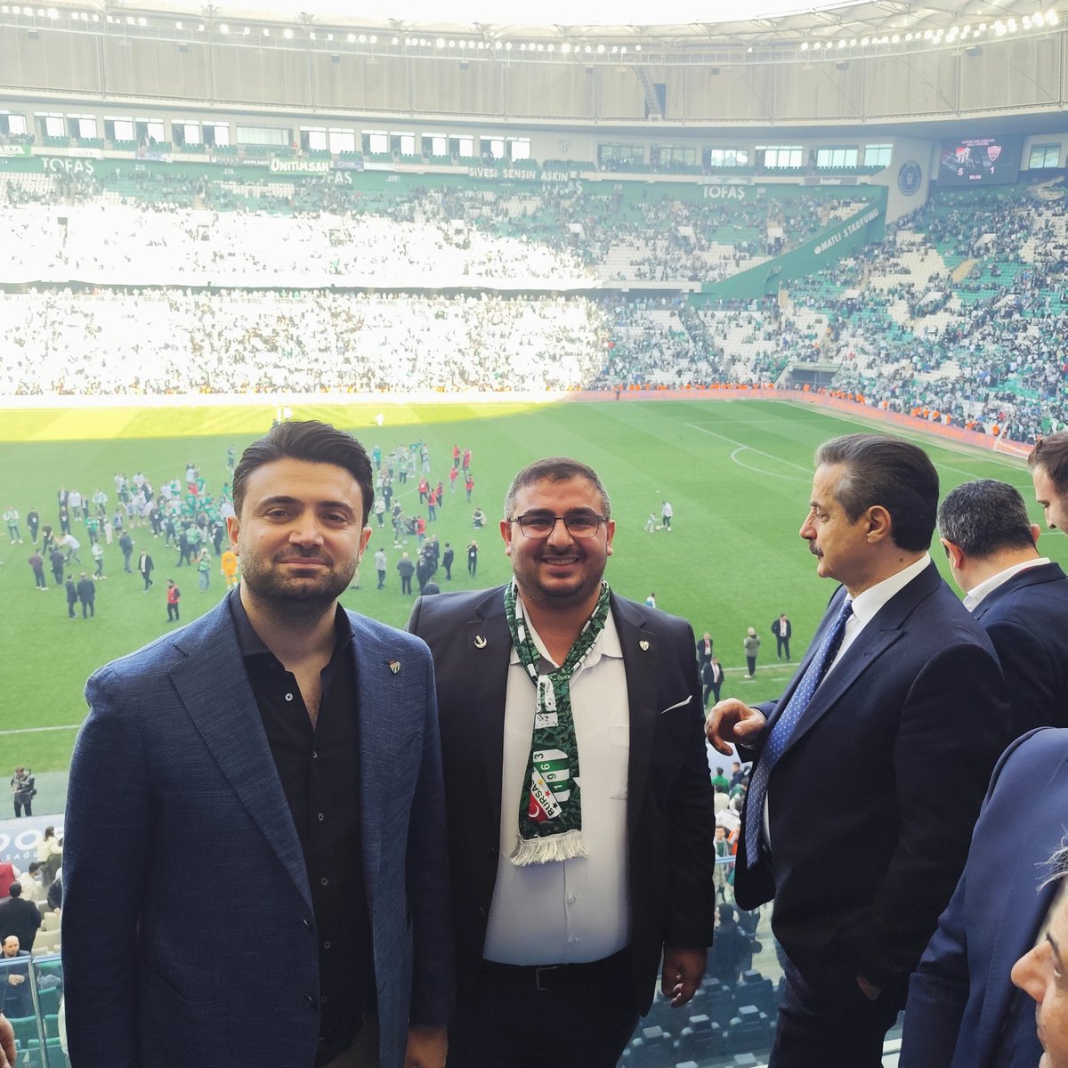 texasl_adam's tweet photo. @EnsCelik16 Biz seni tanıyoruz, biz sana güveniyoruz .. Koca bir şehir yanında başkanım 💚🤍🤚 https://t.co/PnNzbeXwwG
