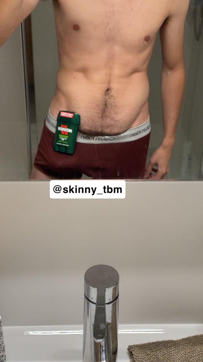 SkinnyTBM's tweet photo. Mdrrr sans bander j’arrive à recréer la trend (on le fait dans le groupe snap nude) un peu trop facile hein😭
Retweete et like pour un cadeau en dm🎁 https://t.co/juThniYQmU