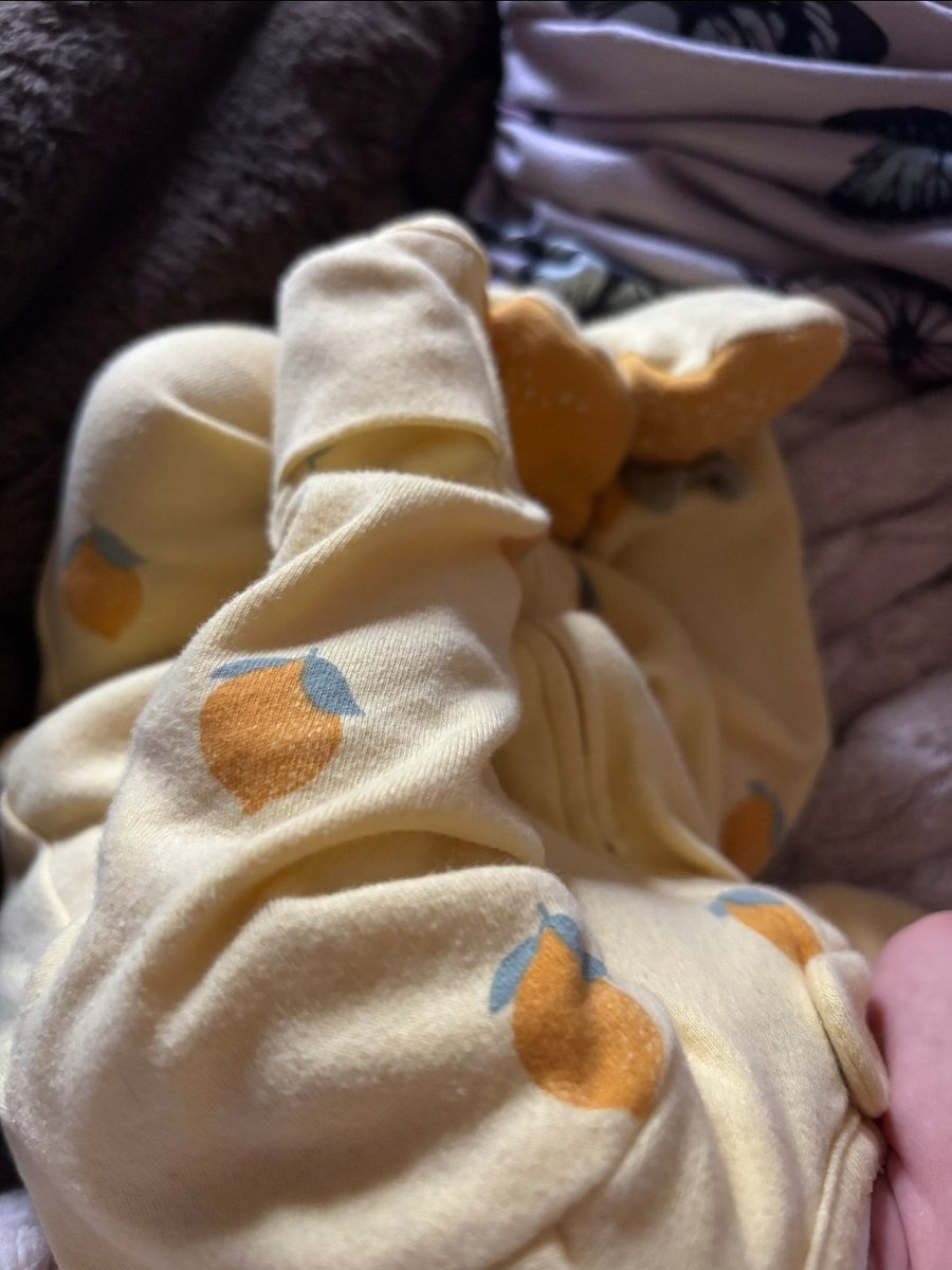 alwayslovinlou's tweet photo. I had just given birth and was still in the hospital, my newborn baby had to be in the NICU. Louis was right on time with new music to help me get through it🥰 I put her in a lemon onesie the day the MV came out🍋💛 https://t.co/8sEGTY4Nse