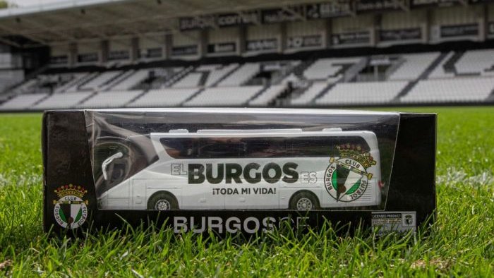 apabcf's tweet photo. Nos gusta el nuevo juguete de #TiendasBCF .Jugamos? Sortearemos 1 juguete BusBCF (2 si hay 20 o más acertantes) entre los que acierten el resultado exacto de los 2 partidos en casa #BurgosGranada y #BurgosSabadell .
Hasta el 11/10/26 . Poner #BusBCF Solo 1 participación pers https://t.co/WlPMcpTIOS