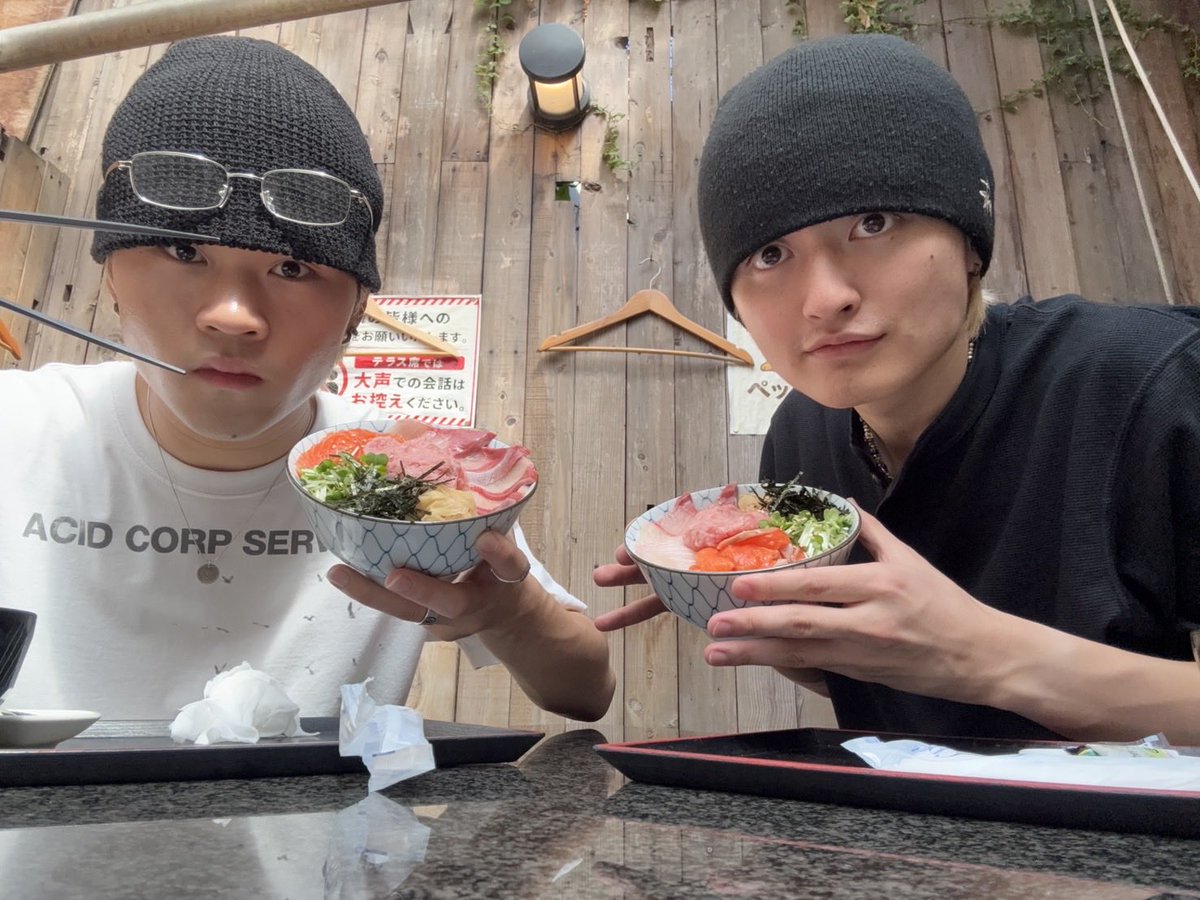 legit_cyber's tweet photo. ✏️#レジログ
FROM #KAI

こんにちは！

最近寝る前にYouTubeでゲーム実況見るのにハマっています！

前に夜ゲーム始めたら朝までやってしまって次の日遅刻しかけてから
夜するのをやめました🤣

なので実況を見てやった気になってます！

みなさんは寝る前にしちゃうことってなんですか？？？

もうすぐで開幕戦もあるので気合い入れて頑張ります🫶🫶

@kai_ganpei #cyberagentlegit
#dleague #ｄリーグ