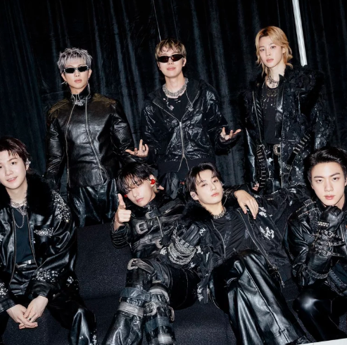 AboutMusicYT's tweet photo. BTS Arirang World Tour has now officially surpassed $500 million in gross, Billboard confirms.

They were the top touring artist of August 2026, generating over $171.7M across 12 shows. It's the second biggest one-month gross in Boxscore history, falling just short of Beyoncé. https://t.co/3XUmKloIqX