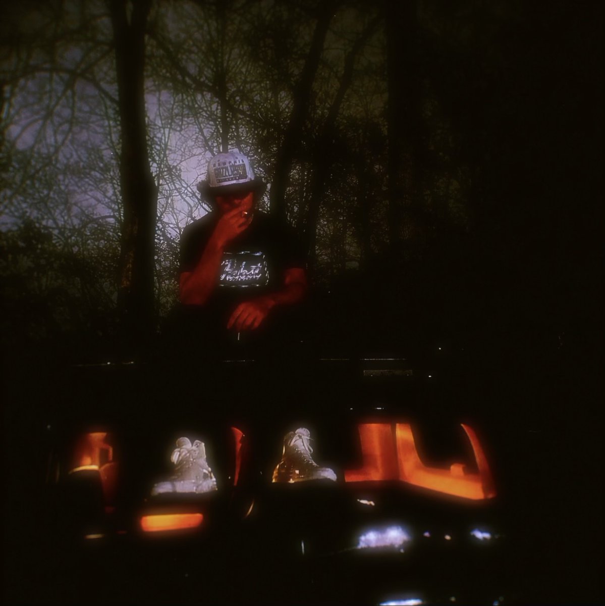 StarlightPR1's tweet photo. Tennessee Alternative Rapper Thxrsday https://t.co/moI6u83wVM Gets Personal on New Single “O V R T H N K”
https://t.co/jfx5aWS7Rq https://t.co/QSIfK94esV