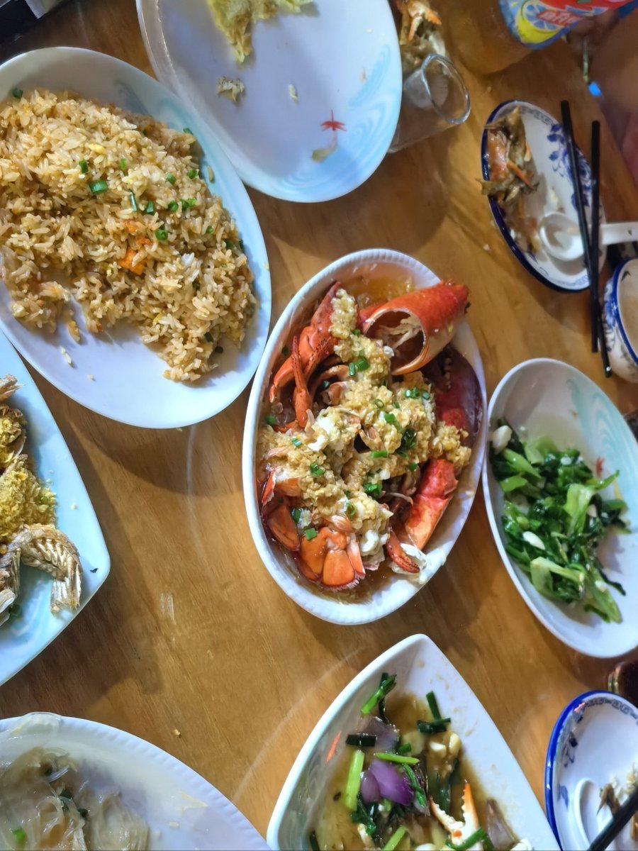 Tonjai3bz's tweet photo. [Hace un ao cocinaba solo fideos instantáneos, hoy preparo paellas para mis amigos — la vida cambia, y está deliciosa ]， https://t.co/IaXNIztrpp