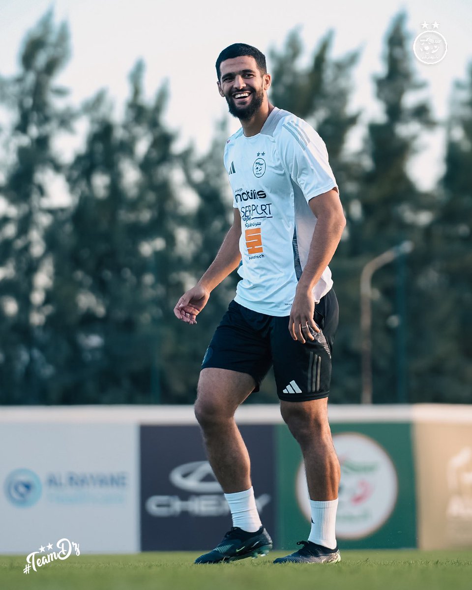LesVerts's tweet photo. الخضر يعودون إلى أجواء التدريبات 💪🏻💚

#LesVerts ⭐️⭐️ | #123VivaLAlgérie 🇩🇿 https://t.co/lMETwGzxA6
