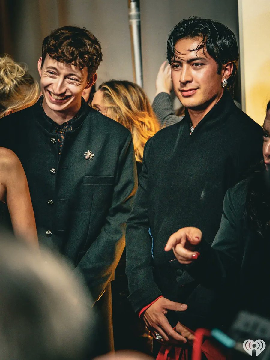 _BareyKurke's tweet photo. 😭😭😭😭😭😭😭😭

They glow up! https://t.co/U4SOHeaX8V