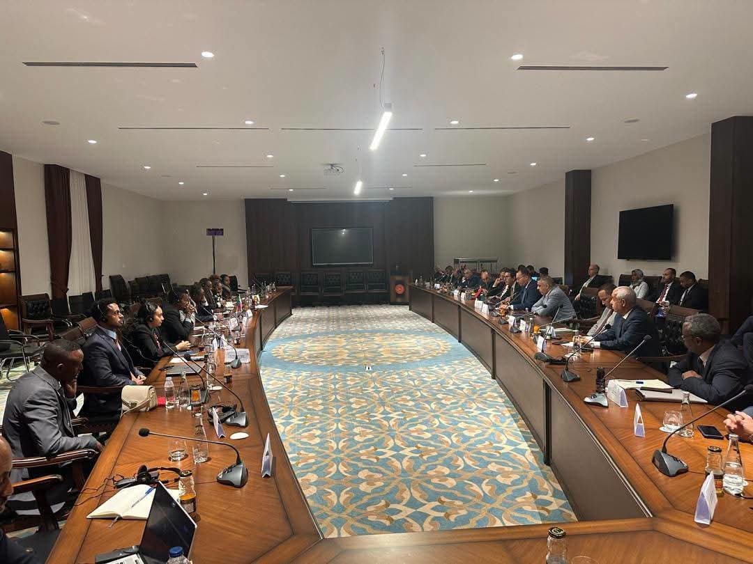 MFAEthiopiaAR's tweet photo. عُقد اجتماع كبار الخبراء الإثيوبي-الليبي في طرابلس يومي28و29سبتمبر 2026،لبحث تعزيز التعاون في المجالات السياسية والاقتصادية والأمنية والاستثمار والنقل الجوي

واتفق الجانبان على عقد الدورة الثانية للجنة الوزارية المشتركة في طرابلس خلال النصف الأول من2027

#وزارة_الخارجية_الإثيوبية https://t.co/iCq84mbjNw