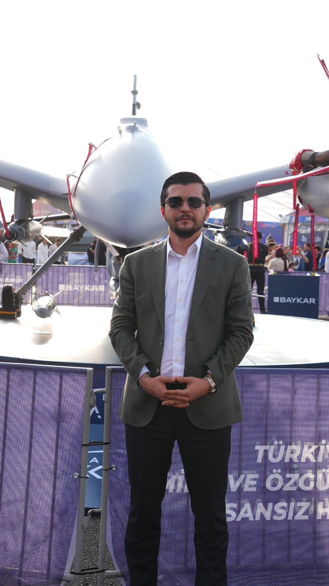 avmugurkorkmaz's tweet photo. TEKNOFEST’in Şanlıurfa’mızda düzenlenmesi hepimiz için büyük bir gurur. Gençlerimizin hayallerini teknolojiyle buluşturan bu büyük organizasyona ev sahipliği yapmaktan mutluluk duyuyoruz. 

Şanlıurfa, geleceğe ilham vermeye hazır! 

@teknofest 

#TEKNOFESTŞanlıurfa https://t.co/nF7XAFebLt
