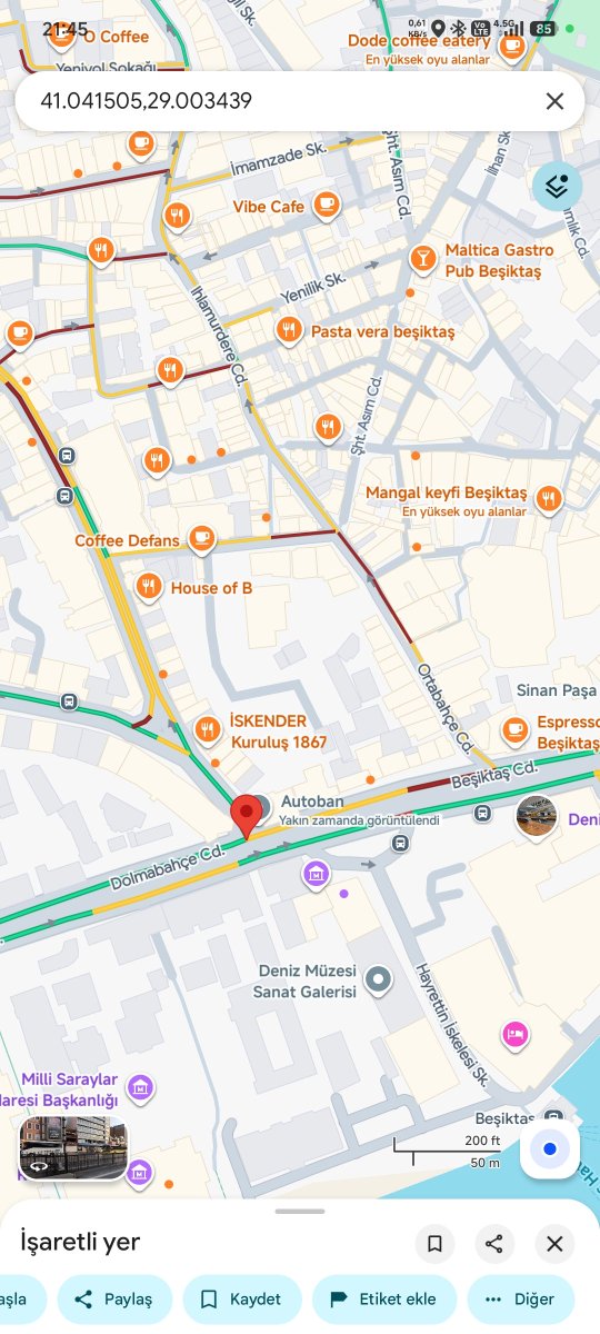 bnepenthee's tweet photo. 34KUN837 plakalı kurye makas atarak ilerliyordu ve plakasını bantla kapatmıştı. onun yüzünden kaza yapıyordum. işaretli konumda da motorundan inerek bana saldırdı. polise şikayet ettim. sizin de gereğini yapacağınızı umuyorum.
@Uber_Turkiye
https://t.co/jXD4G9hFPq https://t.co/CdB73K0kiI