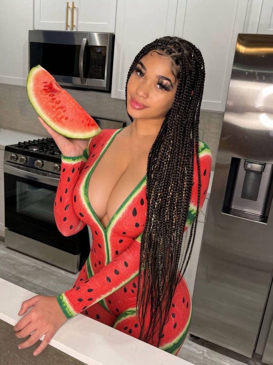 Nasty63275's tweet photo. 😘🤔 https://t.co/ULhsSzmsGE