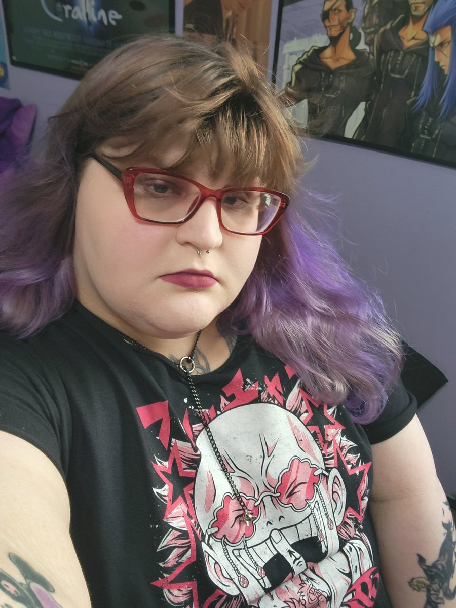 Serotolyn's tweet photo. Me and my 9 movies (^.^) https://t.co/LzWvFMhKt8