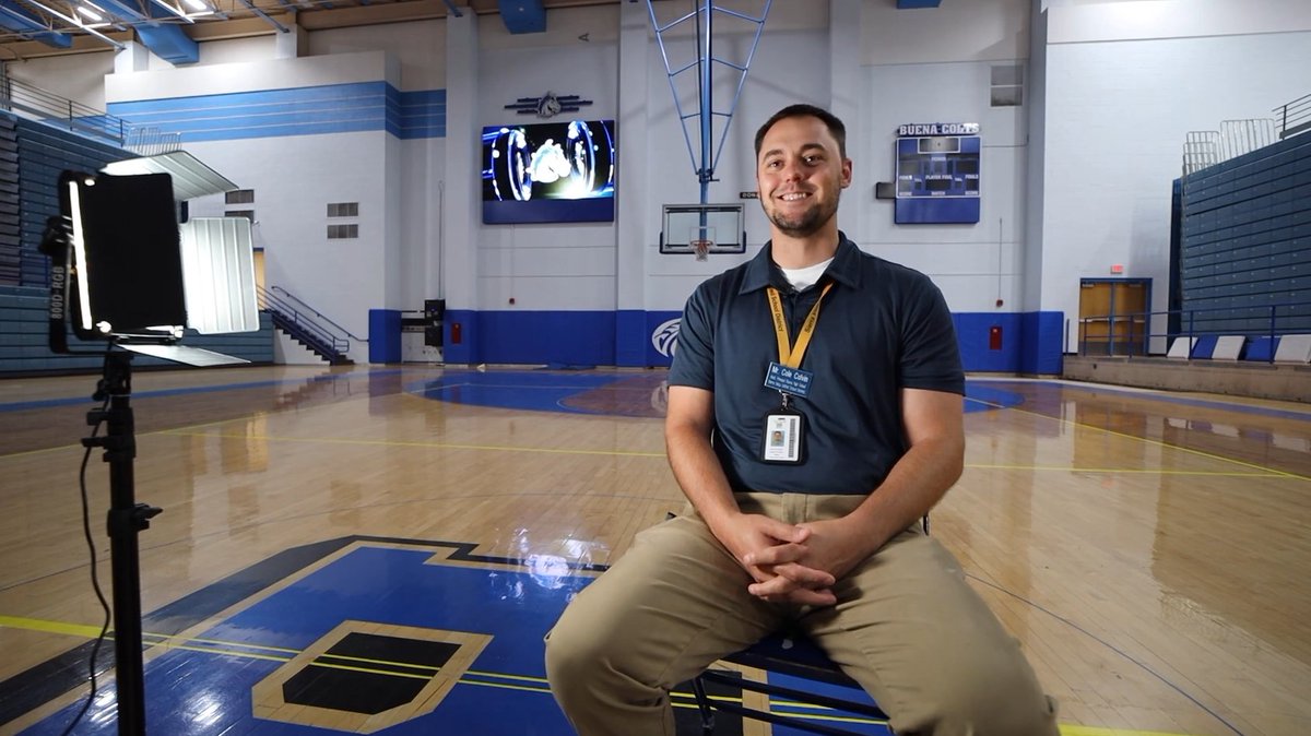 Daktronics's tweet photo. How do students build career-ready skills before graduation?
At Buena High School, it starts with real-world production experience.
๐ฅ Watch the story: https://t.co/TTsW91CqKF
#StoriesBeyondTheDisplay #StudentOpportunity #CareerPathways #BuenaHighSchool https://t.co/Ve1lhcW2zt