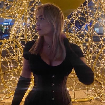 flooraa_f's tweet photo. #NouvellePhotoDeProfil https://t.co/72YY0Tblv7