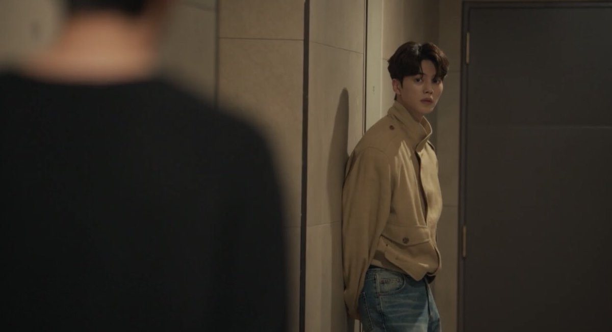 elasizne's tweet photo. thinking about the fact pio's every day showing up at the jeongyo front door unannounced https://t.co/DWtsAjiNMj