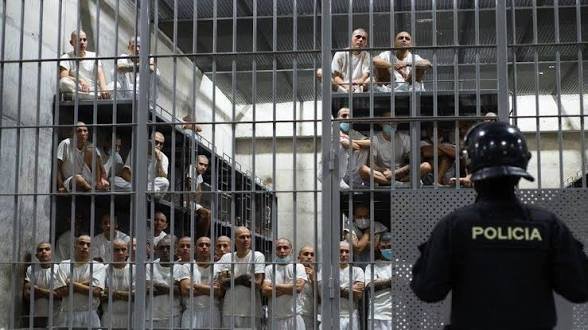 Victor__mario's tweet photo. Cecot Prison that houses the most dangerous rival cult groups in the world is the biggest and most isolated prison in the world. 

The only people that deserves such a place in Nigeria are the boko haram and the Nigerian politicians. https://t.co/LAKCcVnYKn