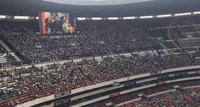 lamaspasional's tweet photo. MTY Y su gente a CDMX.

El siguiente partido de @Rayados en Liga MX es nuevamente en la cancha del Estadio Azteca, ahora enfrentando al América, el próximo 10 de octubre.

Importantísimo sacar los 3 puntos!!! https://t.co/H0q0OezdtX