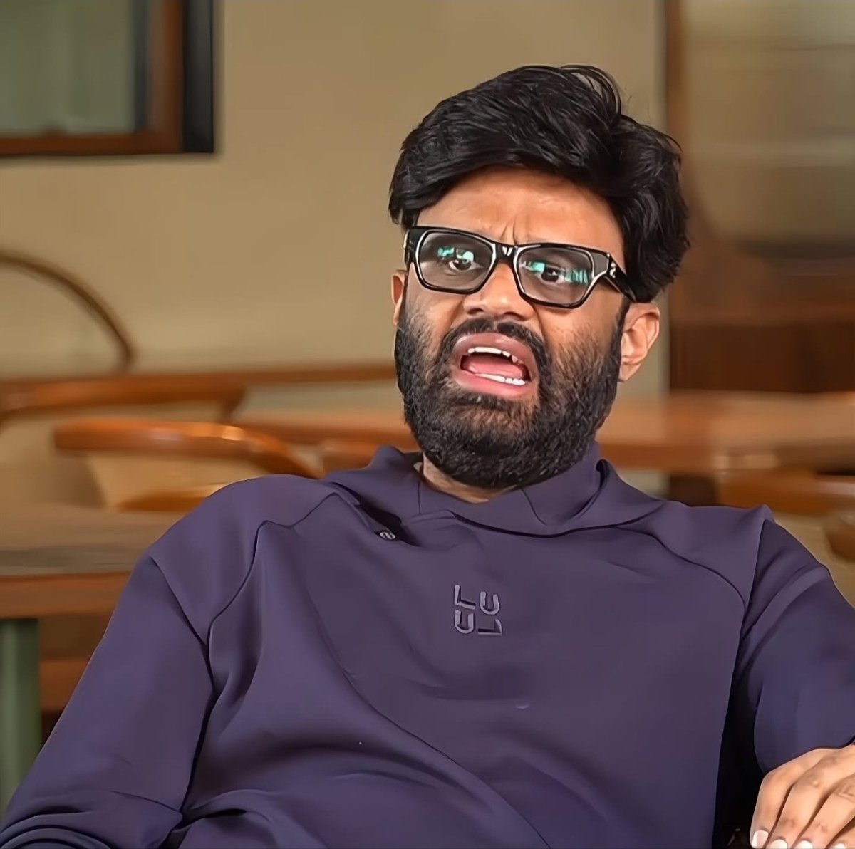 mrthwik1's tweet photo. @Ajayrcb_2 Antha bane undhi kani court sree devi endhi ra 😭 https://t.co/97MhMM7kG2