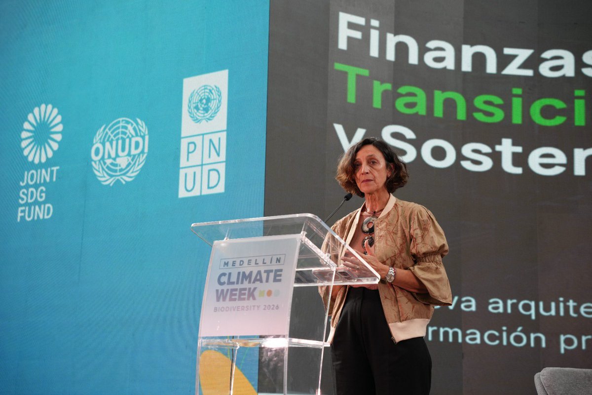 PnudColombia's tweet photo. 🍃Lanzamos Finanzas Verdes para una Transición Circular y Sostenible en la #ClimateWeekMedellin. Una apuesta de @onucolombia, a través de #PNUDColombia y @ONUDIColombia, con el apoyo del @JointSDGFund para una efectiva localización de los ODS👇🏻
#SDGLocalization @LisaKurbiel https://t.co/HApilp8sur