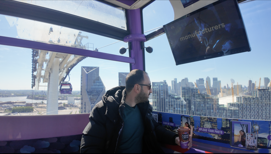 GeorgeGeogiadis's tweet photo. 7 years solo. No office. No team. No VC. $1.5M ARR. The cons list is real. The pros list is too. #SaaS #Bootstrapped https://t.co/amsxWdqJr8