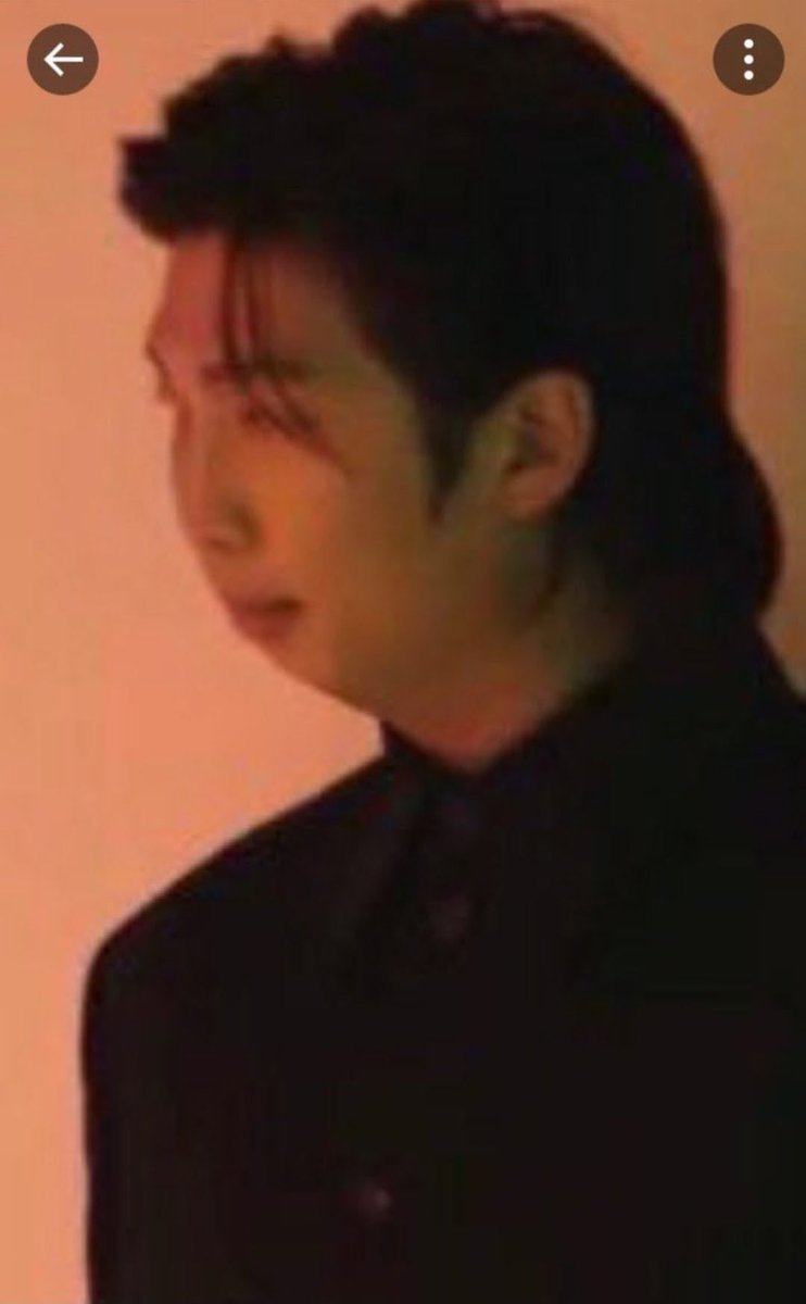 xiuaeh's tweet photo. MIREN A MI OPPA RM QUE GUAPO!!!💜😱😱 ESA JAW!! A CHINJAW?!
#btsdisband https://t.co/skgUW4ojx7