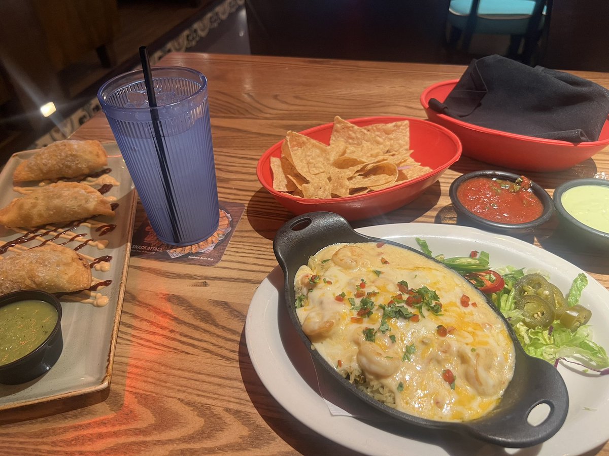 obsassed_be's tweet photo. I love my self dates https://t.co/CYhQArikQP