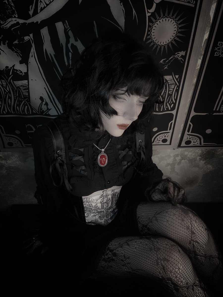 semissshu's tweet photo. стари фотки https://t.co/2URnGbhbZb