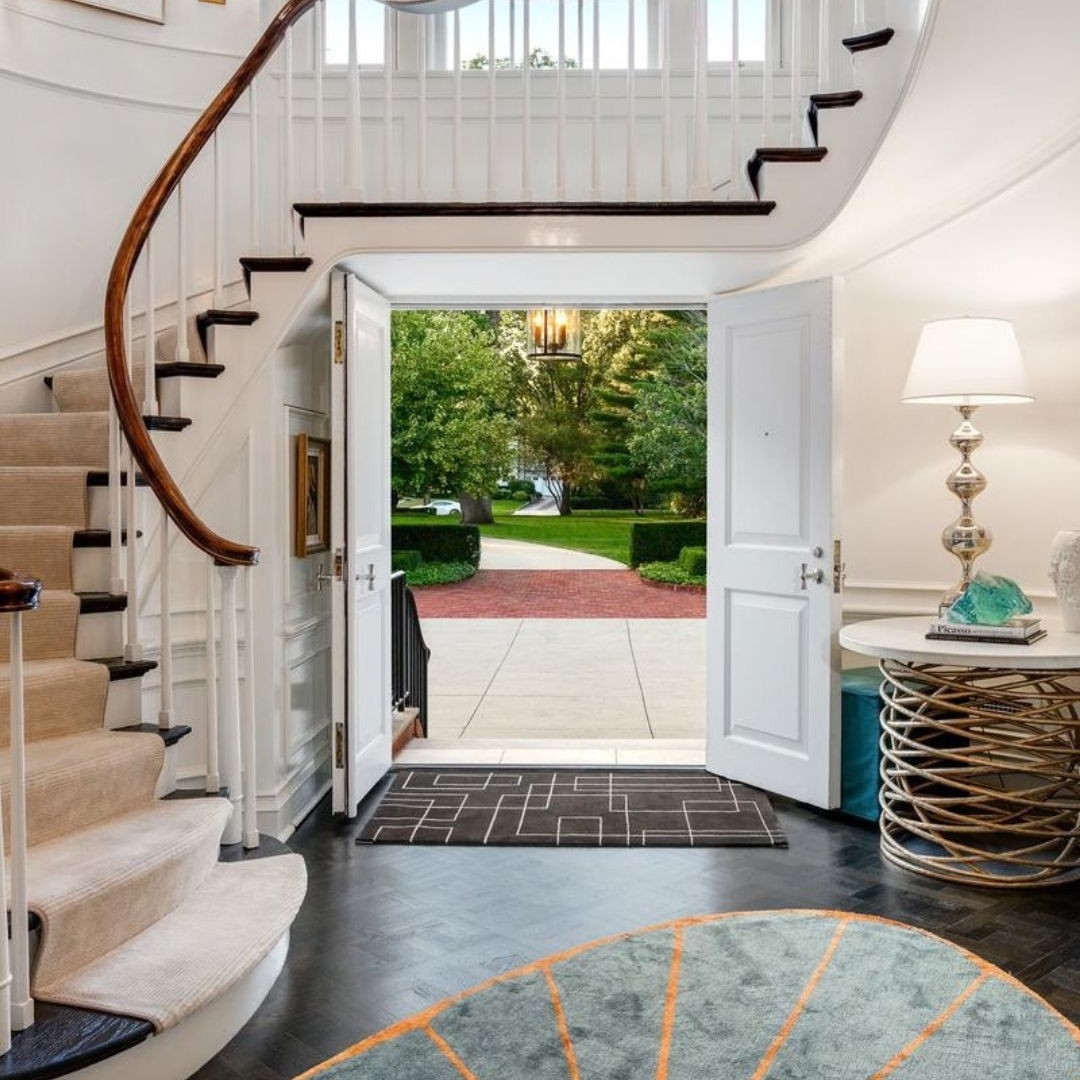 properties's tweet photo. Privately set on nearly an acre just one block from Lake Michigan, this $10.5M Kenilworth estate is the pinnacle of modern luxury. See more: https://t.co/xS90Rv84jL
----
134 Melrose Avenue Kenilworth, Illinois 60043
Offered for: $10,500,000
Listed by: Carrie McCormick https://t.co/0D0OBWW9JI