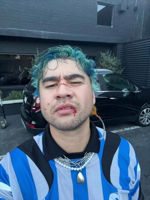 lollapawinnah's tweet photo. wearing your favourite shade of blue 🩵 https://t.co/4ok087E9qu