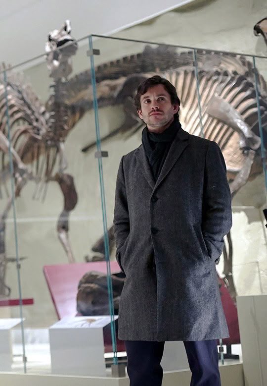 DEVlLSLAMB's tweet photo. i love will graham's style evolution through the seasons https://t.co/Sxf8gH9s4B