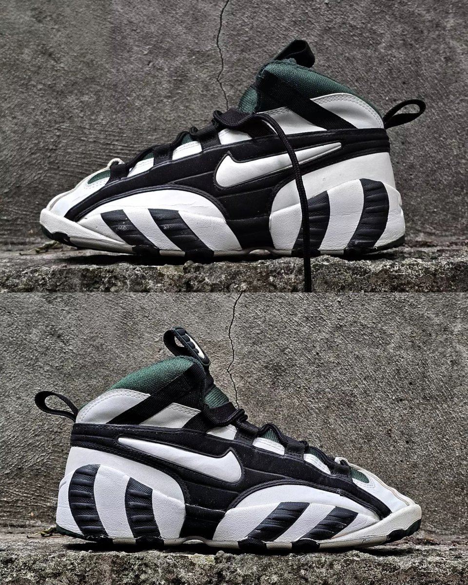 zSneakerHeadz's tweet photo. The Nike Air Alarm “White/Black/Deep Forest” finally RETURNS Fall 2027! 🎾👟 https://t.co/4abIddYlT1