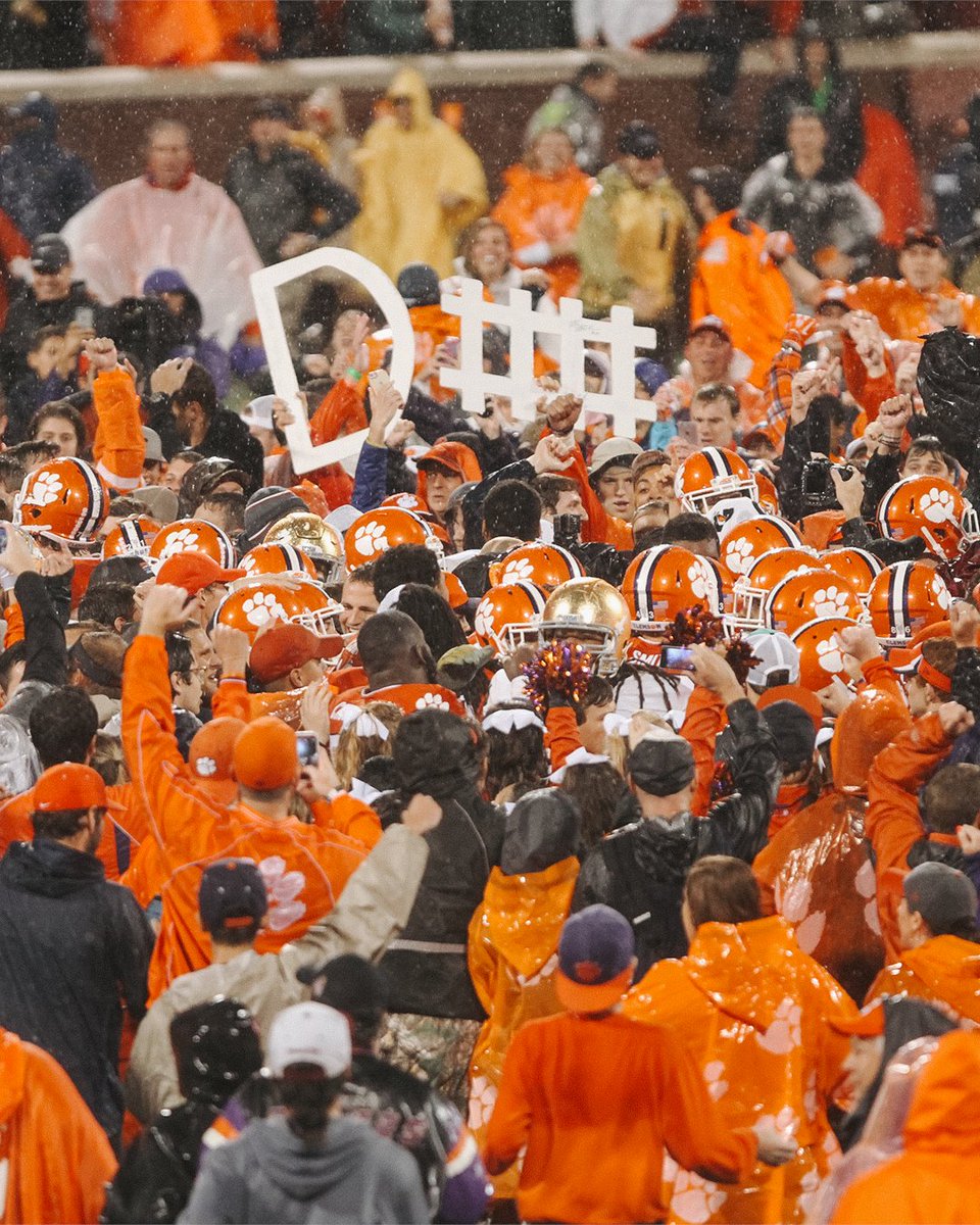 ClemsonTigers's tweet photo. We've got a @ClemsonFB night game live on ABC on Saturday, October 3, against a top-10 opponent inside Death Valley with rain in the forecast...

We've seen this before 🐅🏈 https://t.co/HtioxDhTry