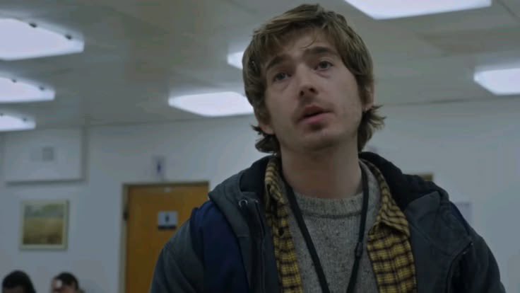 sleckiversz's tweet photo. idk something abt this image js makes me want to fuck him hard...the way he looks so exhausted turns me ON https://t.co/tKwLXx4g2A
