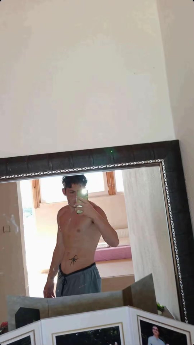 fjsjfus66258's tweet photo. Büyük götlü pasifler CD trans Femboylar dm
@GAYARABULGEL @GAYARABULGEL @GayAraBul7 @Gayarabul_TR https://t.co/kiXgpxTrhu