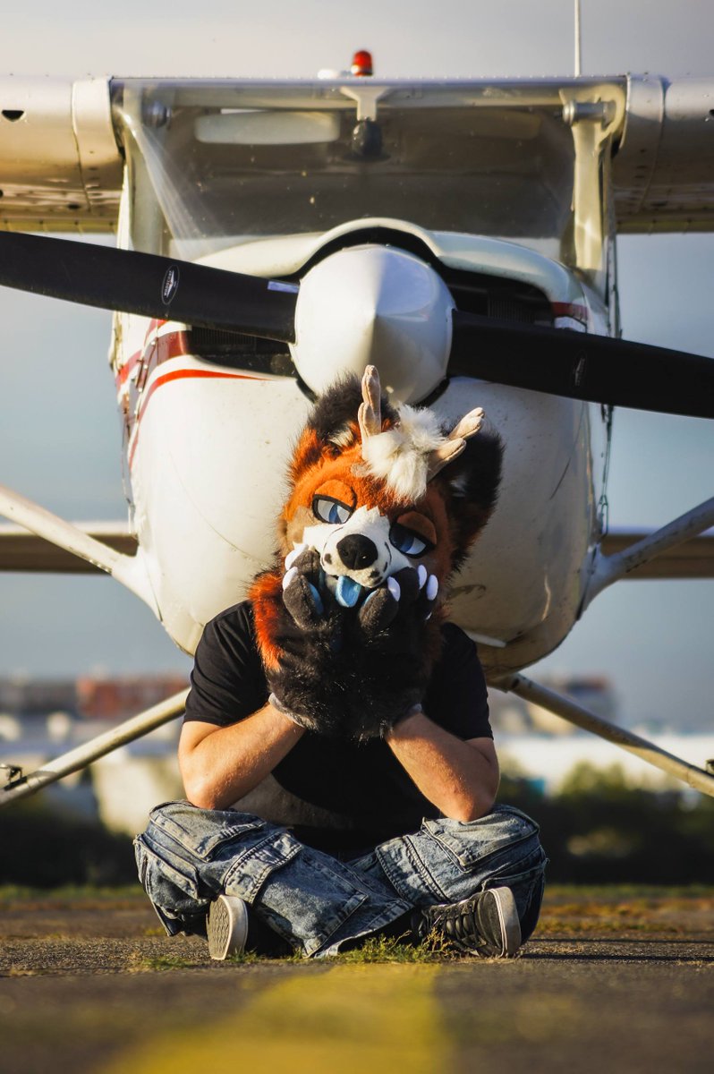 Jedrek1233's tweet photo. No hej przystojniaku, przelecieć cię?

I'm a, a silly foxxo uwu 🦊🦌 https://t.co/KuO3M2Kpwy