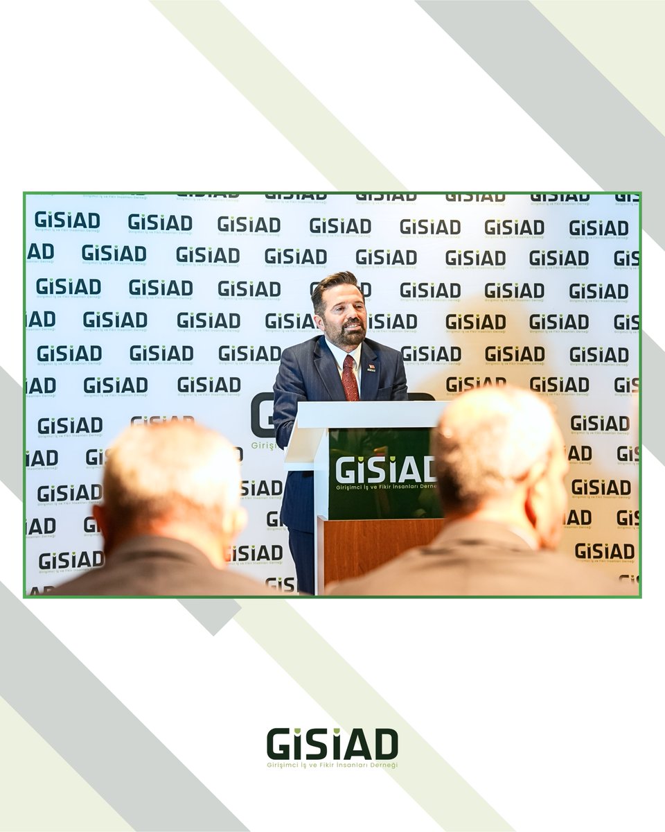 gisiadorg's tweet photo. Genel Başkanımız Sayın Remzi Dursunkaya’nın hitaplarıyla başlayan törenimizde, ailemize yeni katılan kıymetli üyelerimize GİSİAD Üyelik Beratları takdim edildi. https://t.co/3w9s6SDs2l