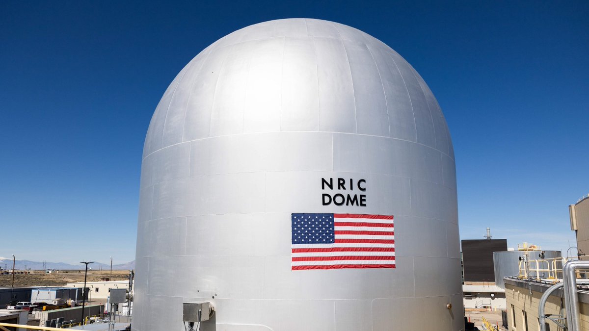 INL's tweet photo. JUST IN: @DeployableE was selected to test its Nuclear Unity Battery inside the @NRICnuclear DOME testbed @INL in 2027.

The full-power test will help evaluate system performance, integration, controls, safety &amp; operational procedures at increased scale. 
https://t.co/mxXcWTrcPv https://t.co/5jPOCz1VeC