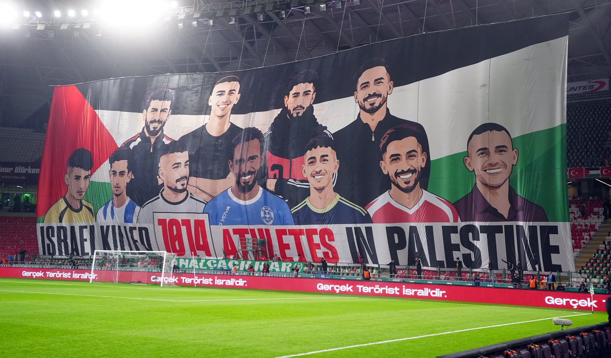 demarkesports's tweet photo. "İsrail, Filistin'de 1014 sporcuyu öldürdü." 

Maç önünde Konya... https://t.co/RChNXKz1VU
