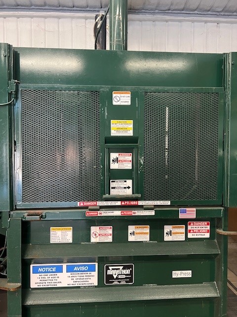 Directcab's tweet photo. The perfect Cardboard Baler is waiting for you.  With one phone call we can help you get the compaction equipment you need.  (817) 769 - 8340

#recycling #cardboardrecycling #trash #recycle #cardboardbaler #baler #compactor #trashcompactor #wastemanagement #trashbusiness #TAA https://t.co/VxAstjE0Kg