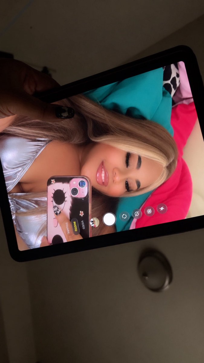 dolybrat's tweet photo. too sexy #sexy  snap: dollisliving ig: dolyxia 🥰 https://t.co/pboVvYIHcP