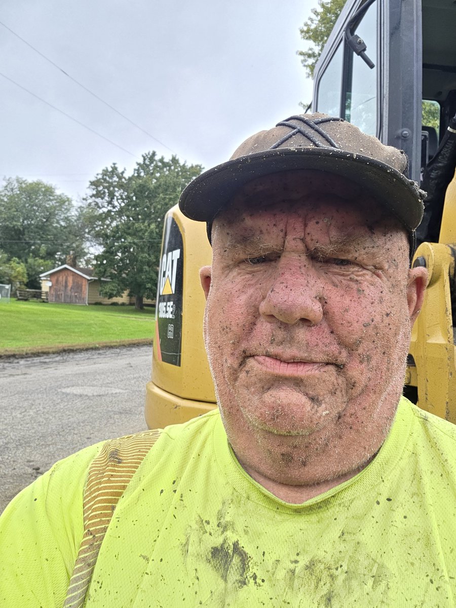 JimmyHartyh3ph's tweet photo. My nick name is  mud  face LoL a little dirt don't 🤕 https://t.co/gfP6OZgDNp