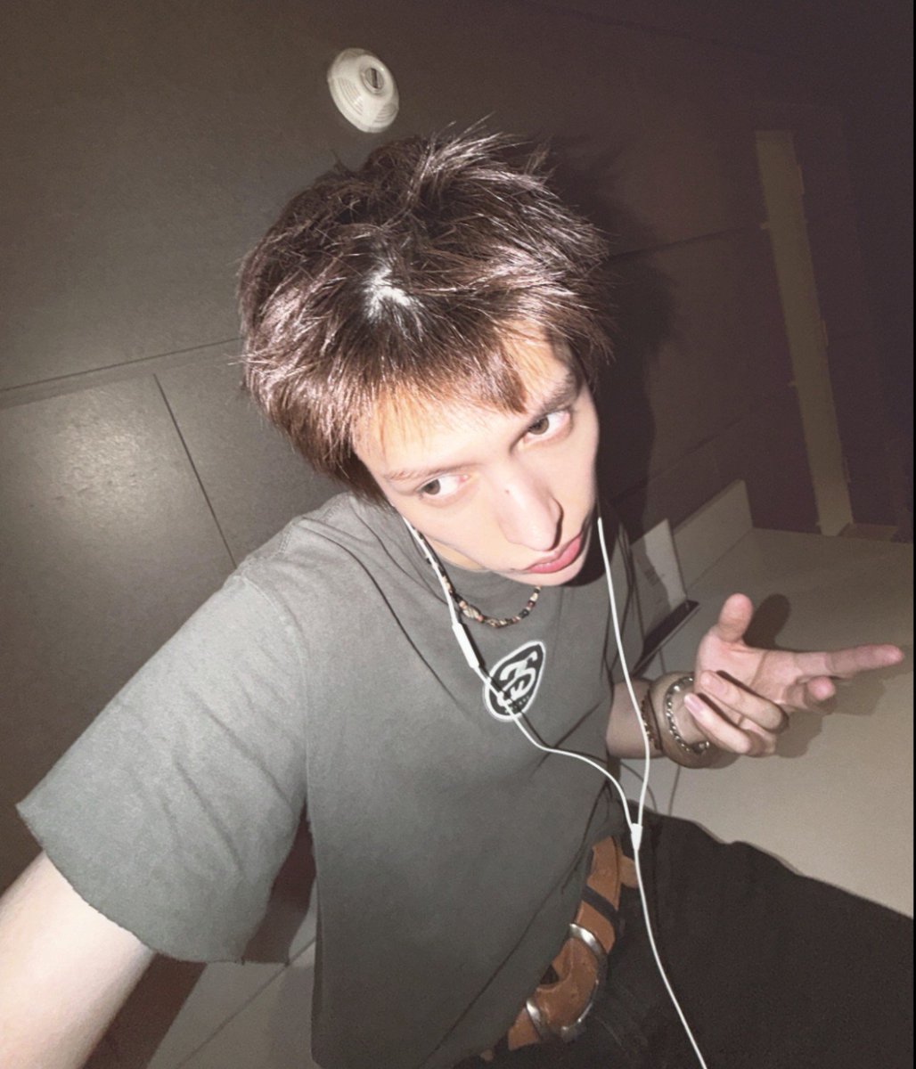 withcortis4life's tweet photo. i miss his weverse dumps https://t.co/SBkO7j4bCr