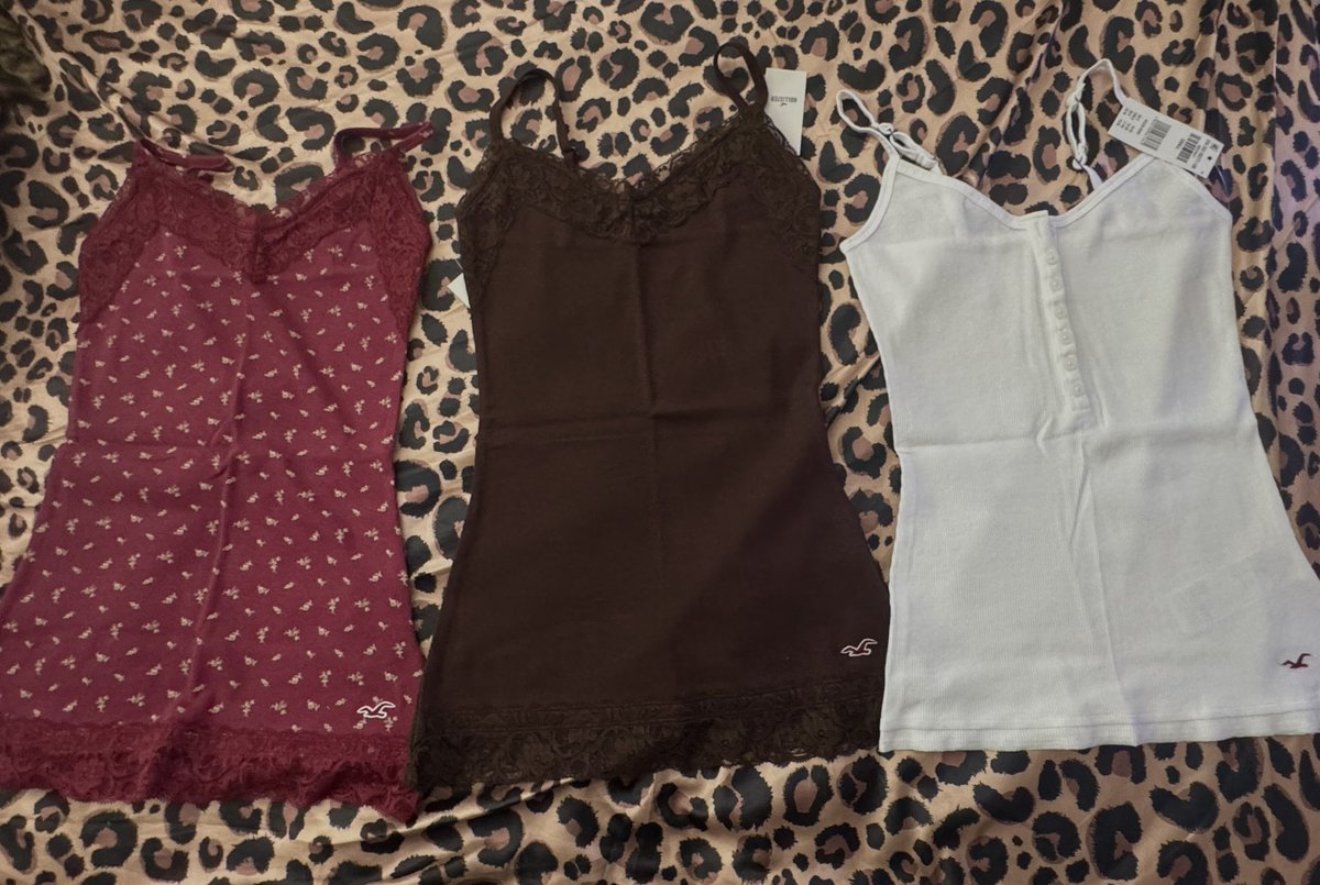 alycheong's tweet photo. brandy melville &amp; hollister haul

shorts r definitely being worn only at home they genuinely cover nothing https://t.co/VIXX1gAl0m