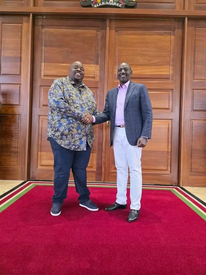 AbdiWaLangas's tweet photo. October... https://t.co/zANYYEN7KT