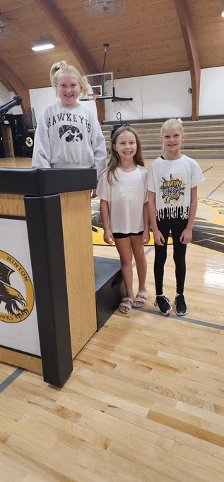 4th grade emcees