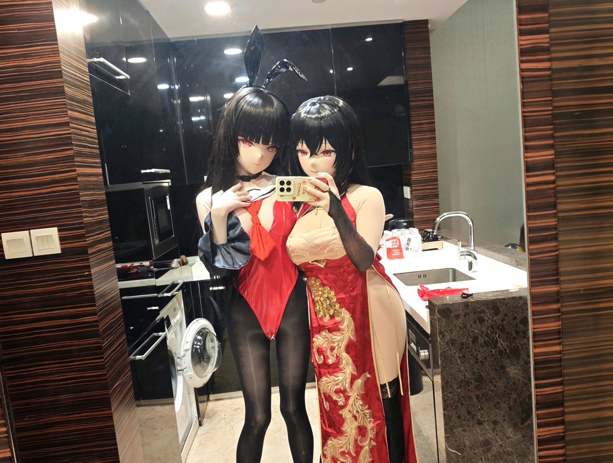 Instant233's tweet photo. 黑发红瞳全对...

超好看大凤@JieLin30781343 https://t.co/Wf2BpWBn6t