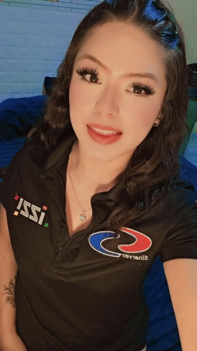 ItzelMo55924290's tweet photo. Ni mode, a la chambeación 😅😅😅😅
Igual los que gusten contratar MD 😅 no les paso mi número por que se alocan y no puedo contestar a todos https://t.co/qhHEs52R3N